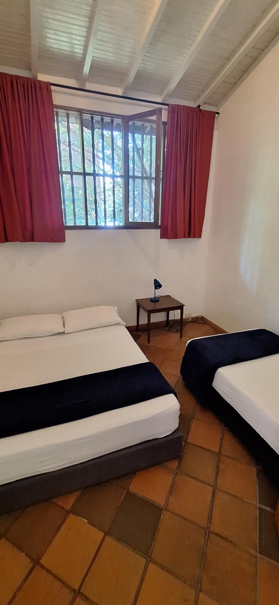 Yolo Hostel Medellín Zewnętrze zdjęcie
